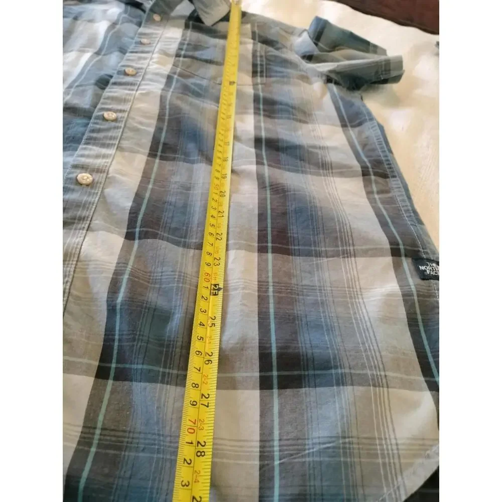 The North Face Shirt Large Mens Plaid SS Gorpcore Hiking Outdoor GrayBlue Button